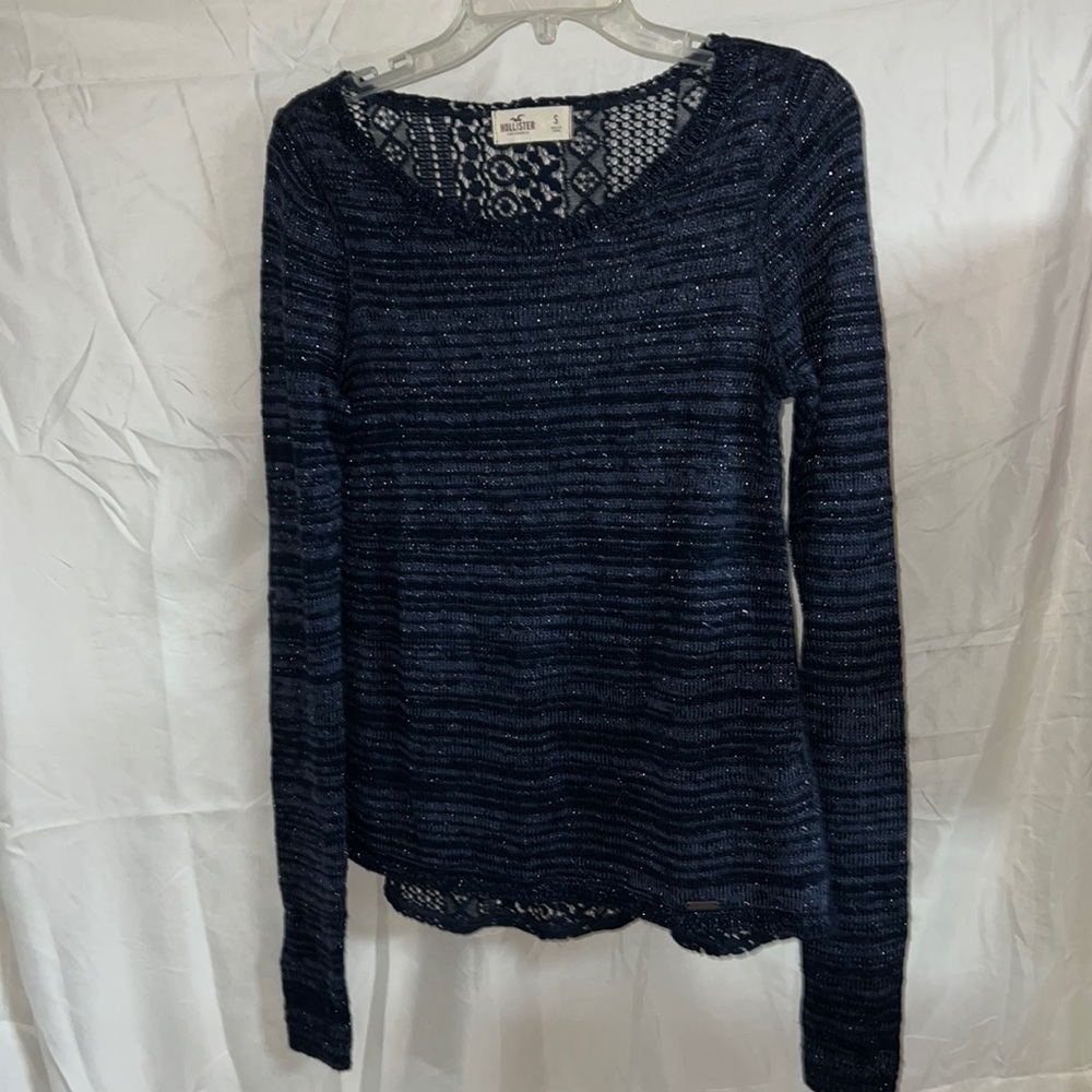Hollister sweater